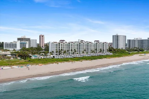 $5,500,000 | 800 South Ocean Boulevard, Unit 303, Boca Raton, FL 33432