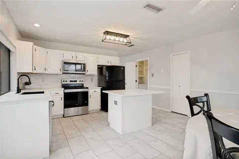 $350,000 | 1002 Bellflower Court, Carrollton, TX 75007