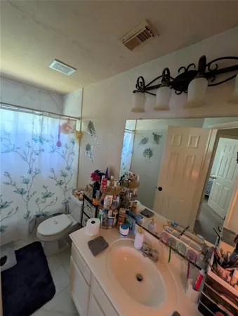 $2,450 | 130 Songful Woods Place, The Woodlands, TX 77380