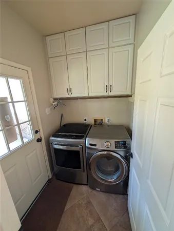 $2,450 | 130 Songful Woods Place, The Woodlands, TX 77380