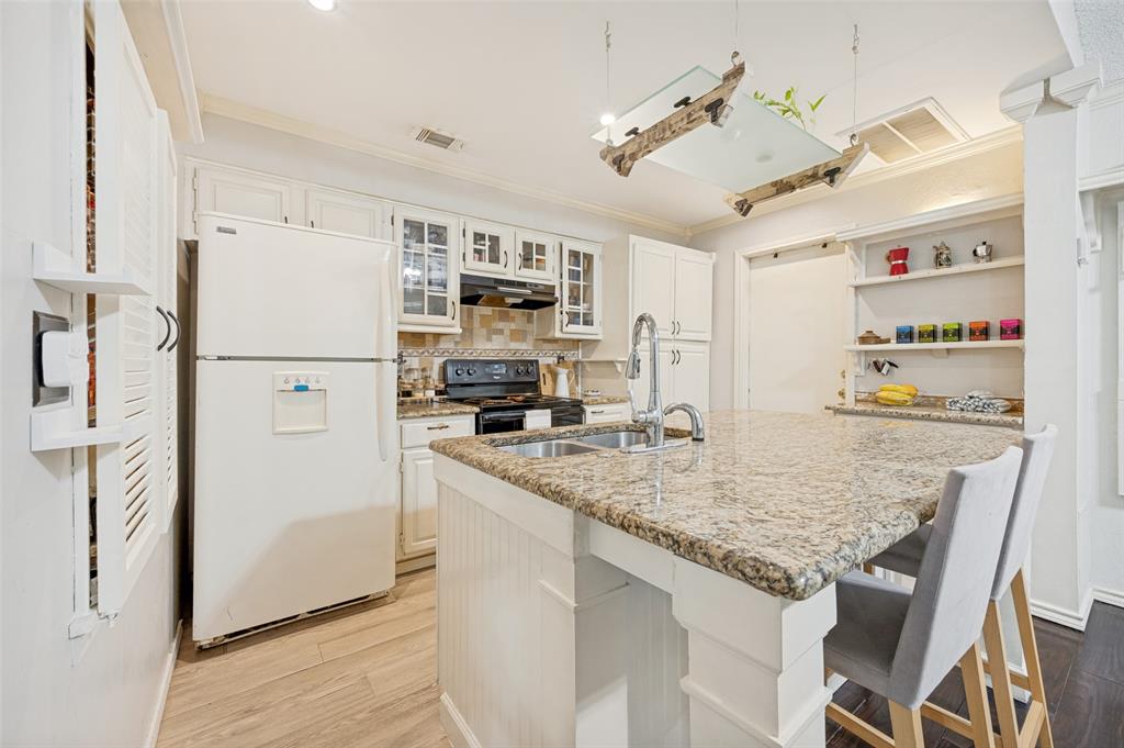 2800 Keller Springs Road, Unit 6B Carrollton, TX 75006 - Photo 7 of 14