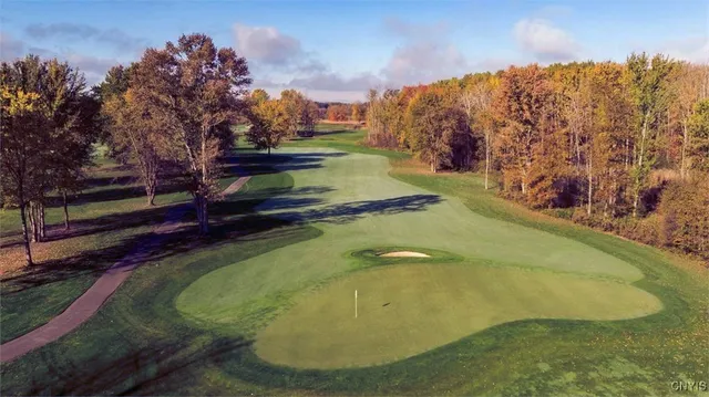 $619,499 | 381 Forest Ridge Road Road, Lysander, NY 13027