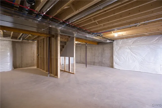 $619,499 | 381 Forest Ridge Road Road, Lysander, NY 13027