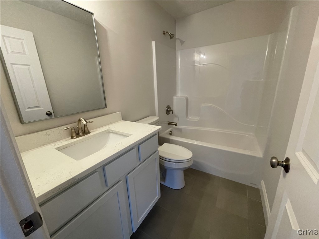 381 Forest Ridge Road Road Lysander, NY 13027 - Photo 3 of 21