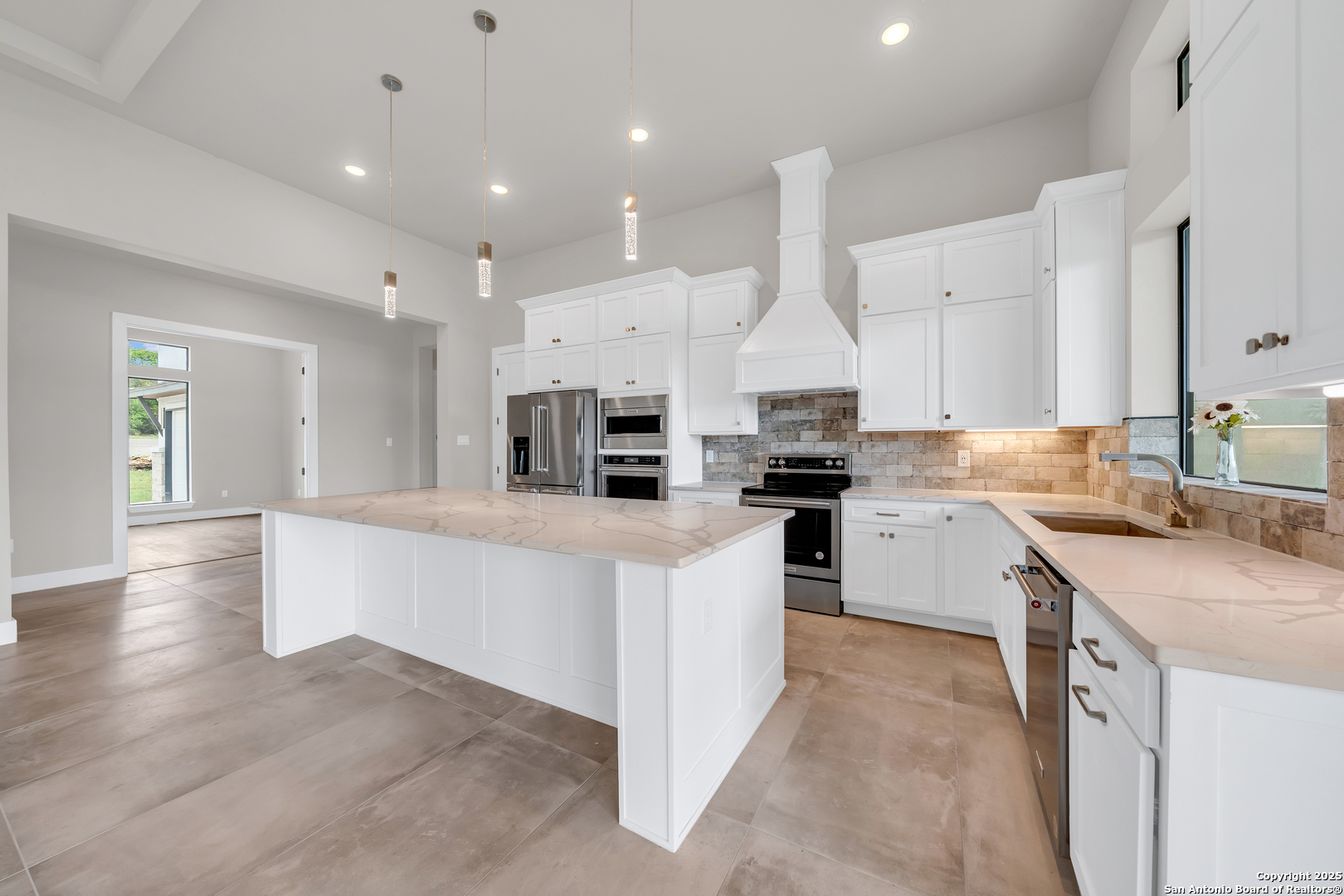 6846 Spring Branch Road Spring Branch, TX 78070 - Photo 21 of 46