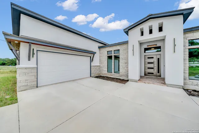 $3,500 | 6846 Spring Branch Road, Spring Branch, TX 78070