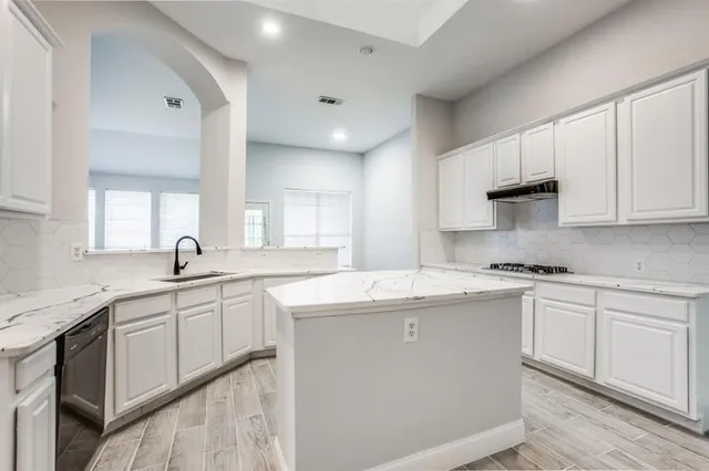 $2,700 | 1209 Donegal Lane, Garland, TX 75044