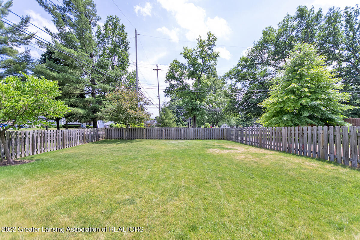 2807 South Cambridge Road Lansing, MI 48911 - Photo 28 of 28 Fenced Back Yard