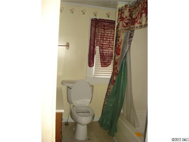 1221 Requa Road Cherryville, NC 28021 - Photo 4 of 8 Gallery Image 4