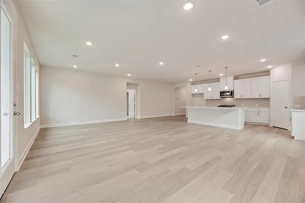 $405,590 | 1025 Canoe Way, Crowley, TX 76036