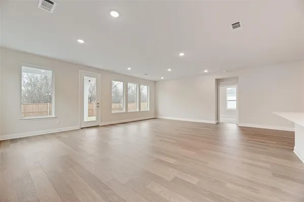 $405,590 | 1025 Canoe Way, Crowley, TX 76036