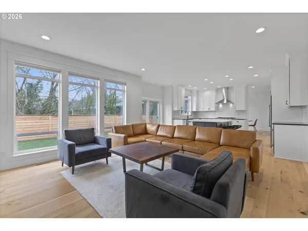 $799,900 | 31373 Southwest Chia Loop, Wilsonville, OR 97070