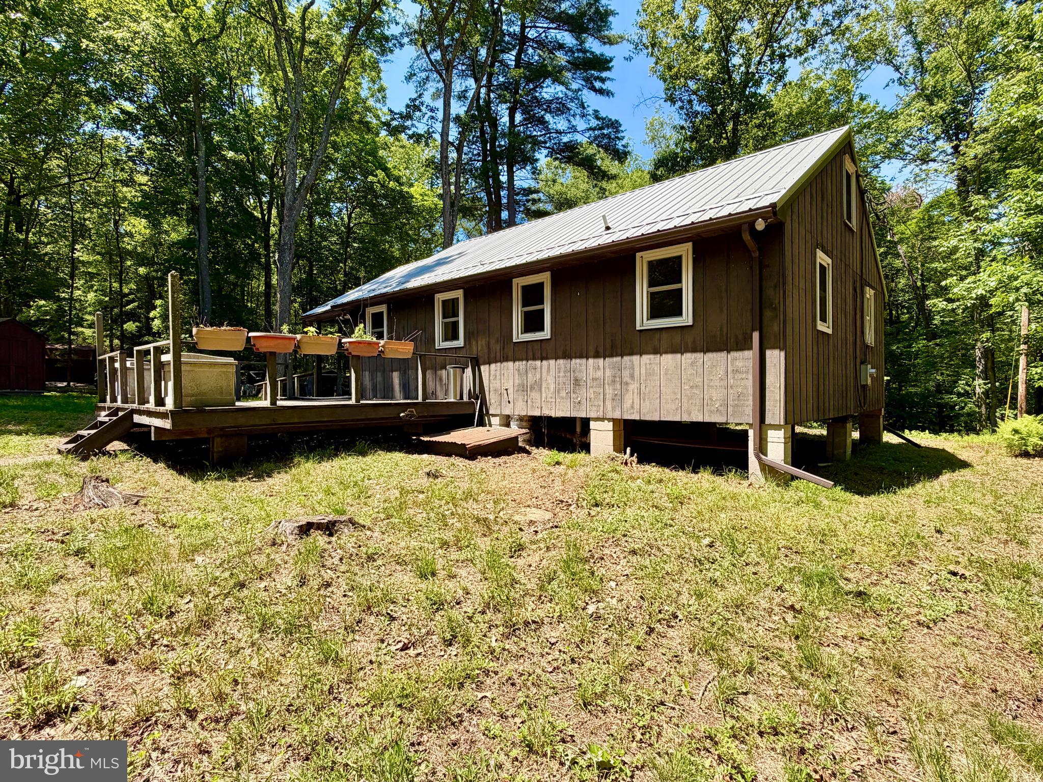 317 Mountainside Road Breezewood, PA 15533 - Photo 7 of 31