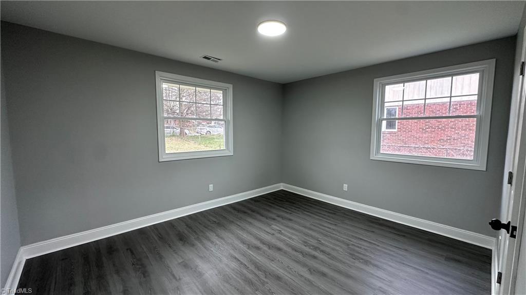 2314 Acorn Road Greensboro, NC 27406 - Photo 26 of 34