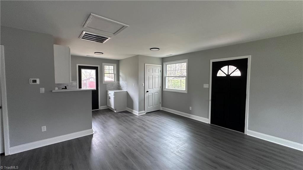 2314 Acorn Road Greensboro, NC 27406 - Photo 7 of 34