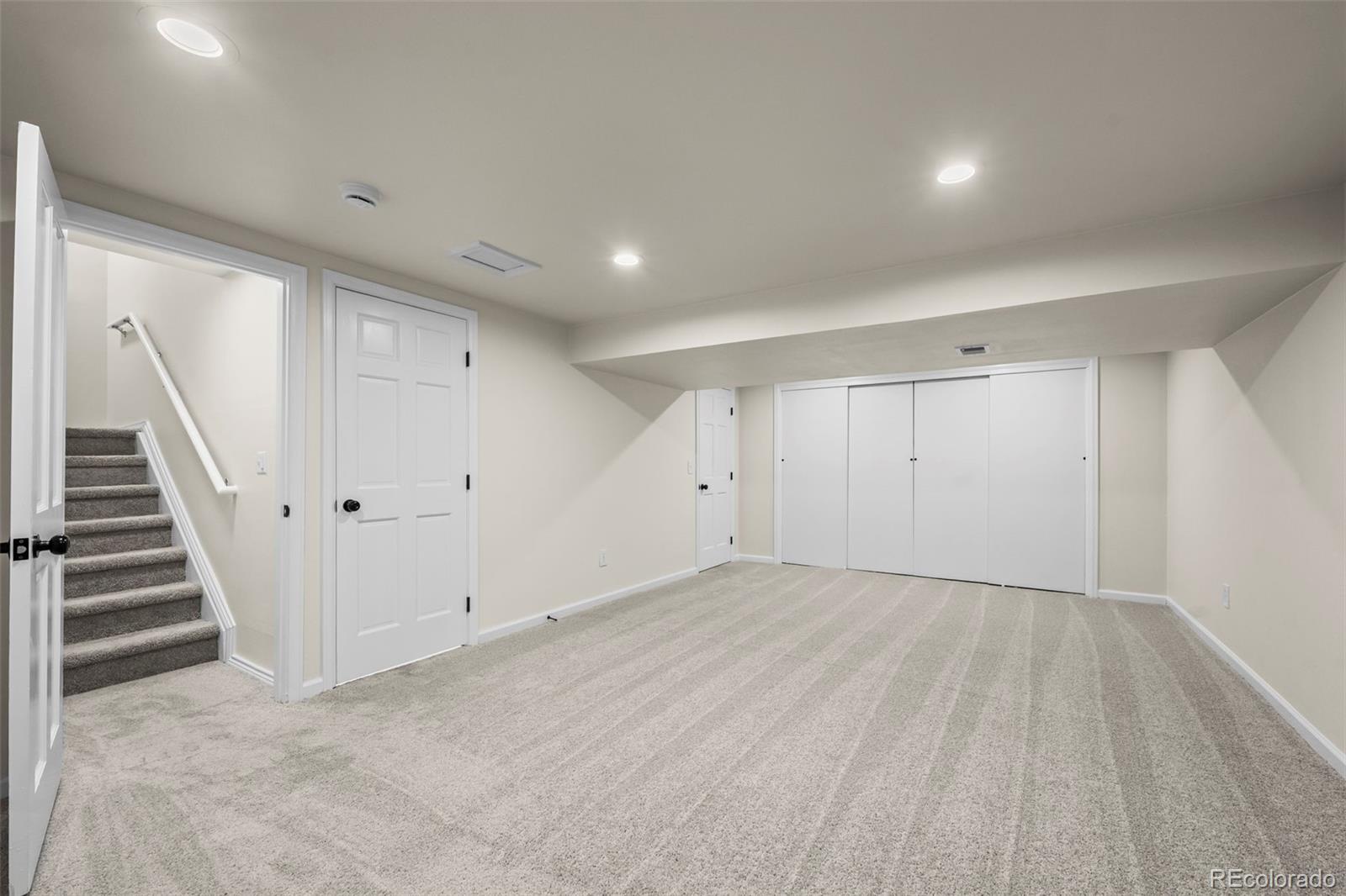 7264 Siena Way, Unit C Boulder, CO 80301 - Photo 35 of 48 a view of hallway with stairs