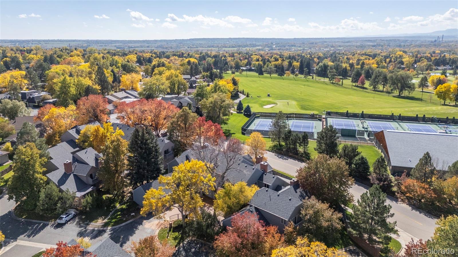 7264 Siena Way, Unit C Boulder, CO 80301 - Photo 45 of 48 a view of a city with an ocean