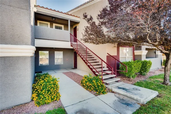 $1,500 | 5055 West Hacienda Avenue, Unit 2096, Las Vegas, NV 89118