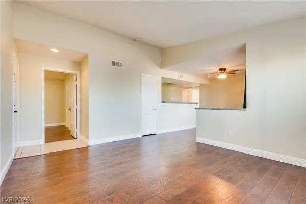 $1,500 | 5055 West Hacienda Avenue, Unit 2096, Las Vegas, NV 89118