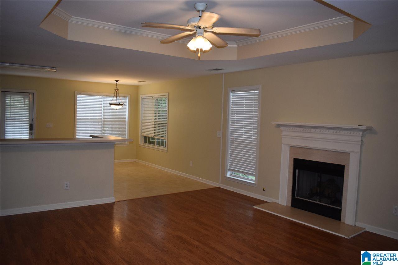 394 Walker Way Pelham, AL 35124 - Photo 2 of 10