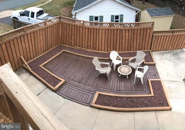 428 Haslett Road Joppa, MD 21085 - Photo 10 of 36 BEAUTIFUL REAR DECK