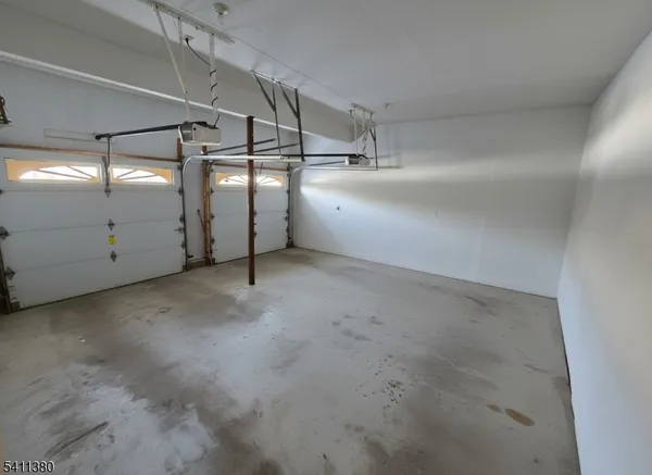 a view of a garage