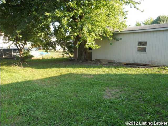 460 Blossom Road Louisville, KY 40229 - Photo 8 of 9 Additional Photo