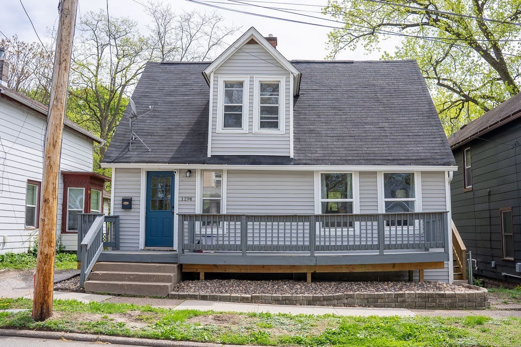 1194 23rd Street Moline, IL 61265 - Photo 1 of 1