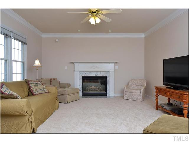 5133 Killarney Hope Drive Raleigh, NC 27613 - Photo 11 of 25 Den/Family/Great Room
