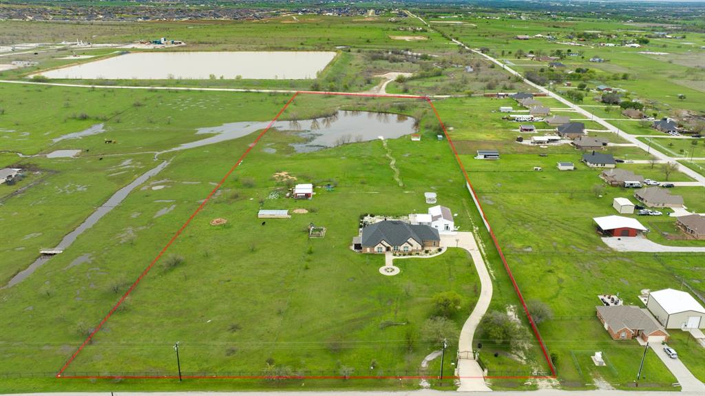 1192 Seaborn Road Ponder, TX 76259 - Photo 39 of 40 a view of a golf course with a big yard
