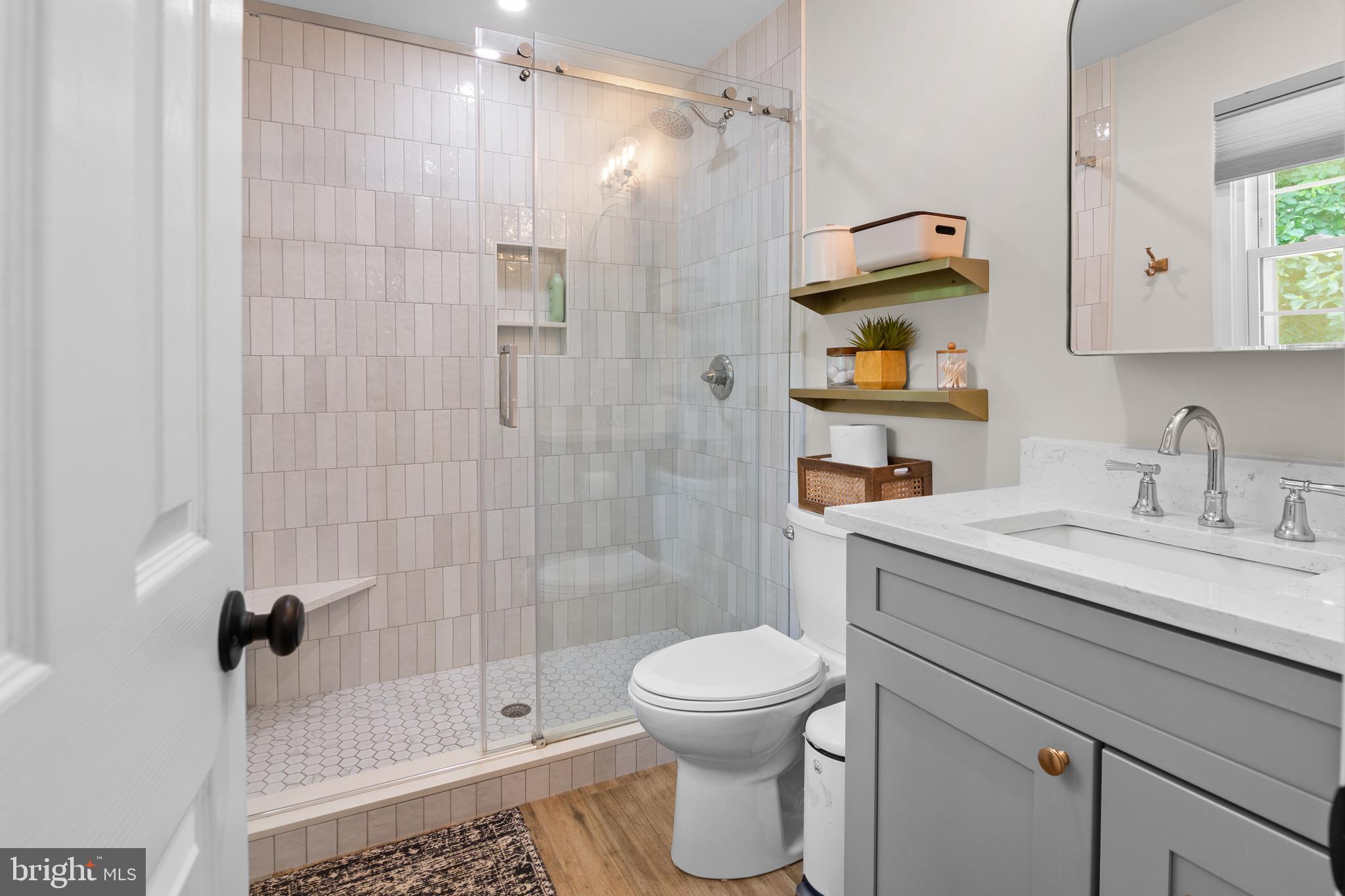 296 Halsey Road Annapolis, MD 21401 - Photo 31 of 56 en suite bathroom