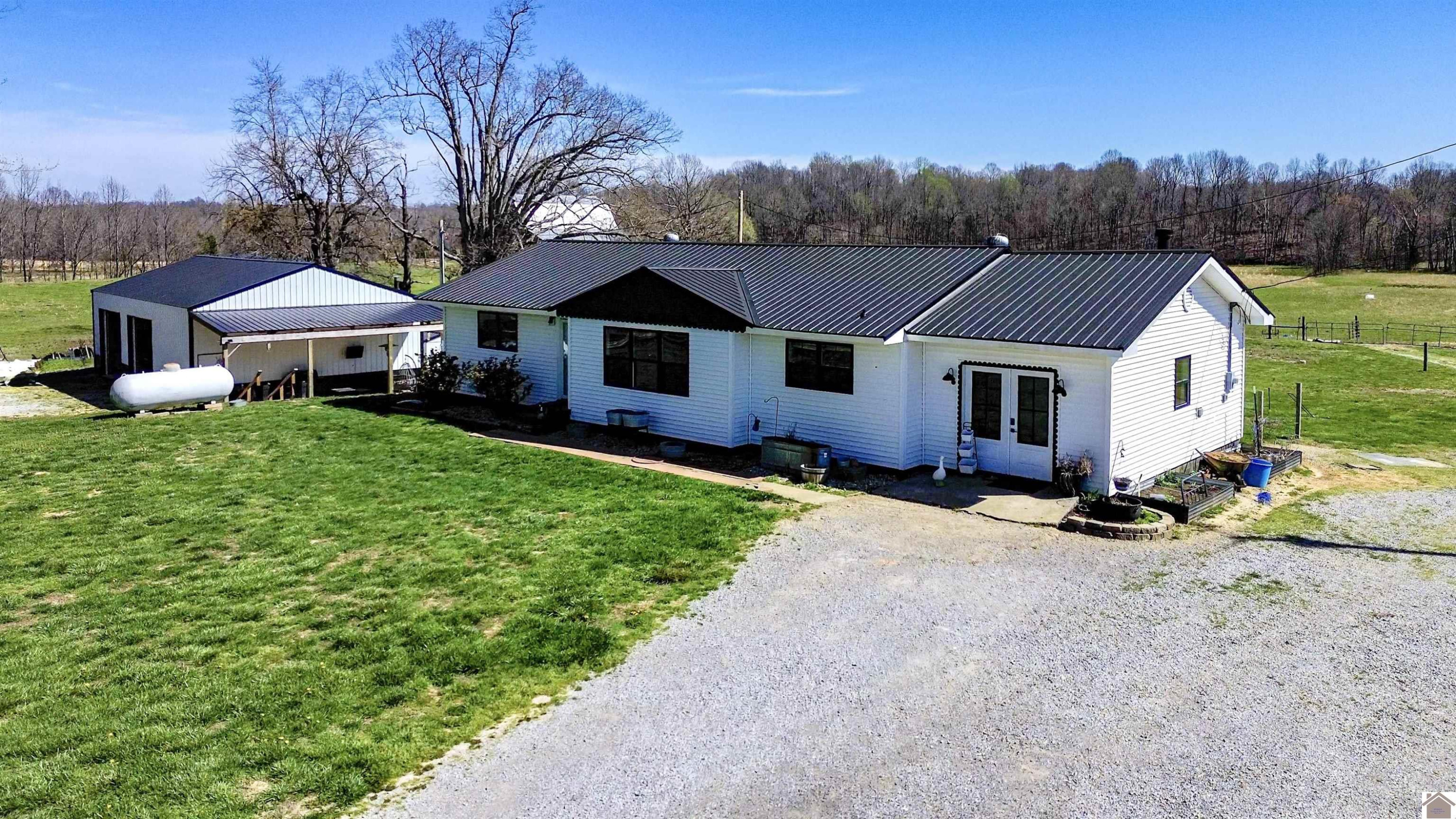 996 Owen Rhea Road Tiline, KY 42083 - Photo 3 of 40 Photo 3