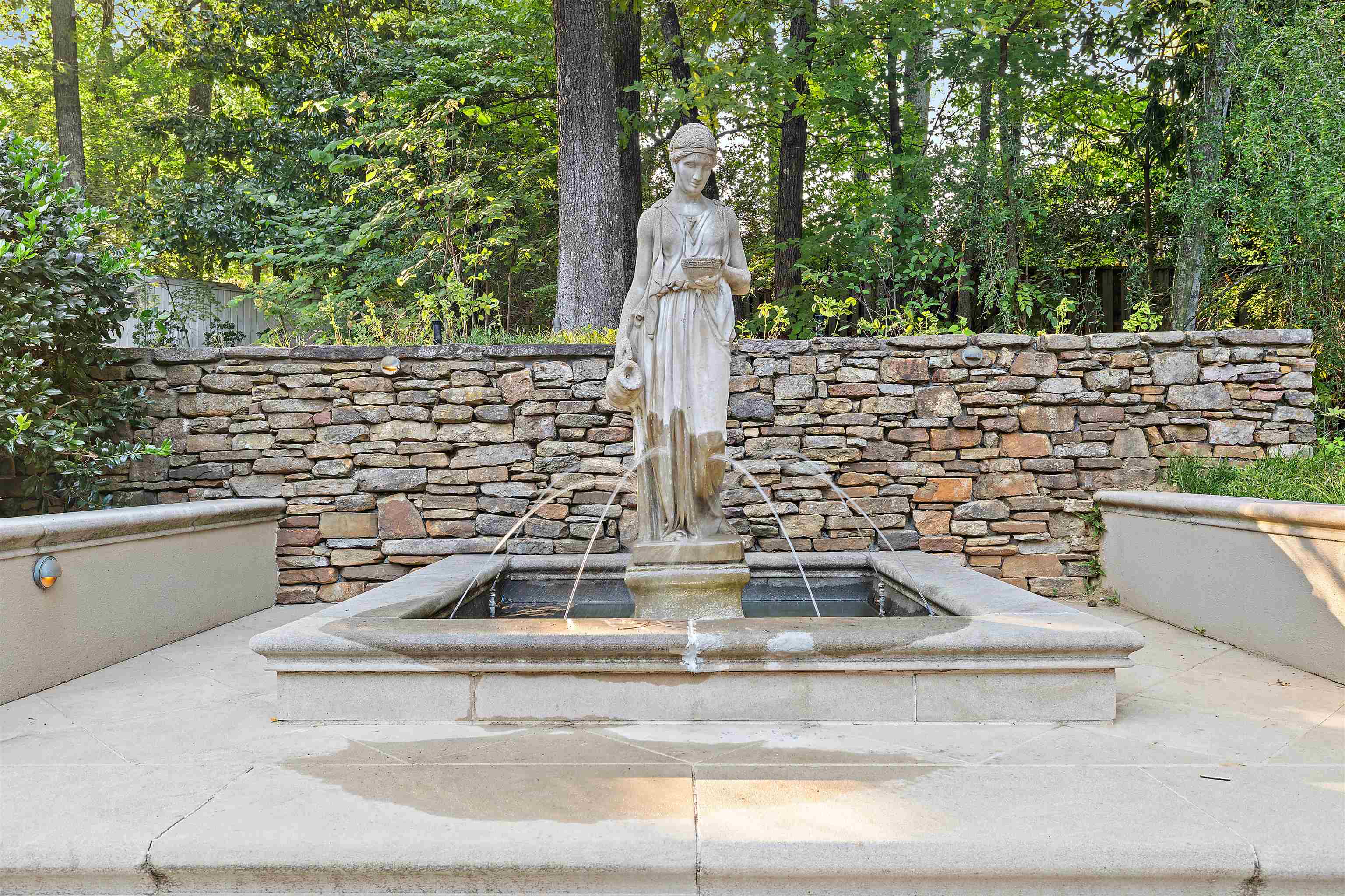 409 River Oaks Road North Memphis, TN 38120 - Photo 29 of 40 Gallery Image 29