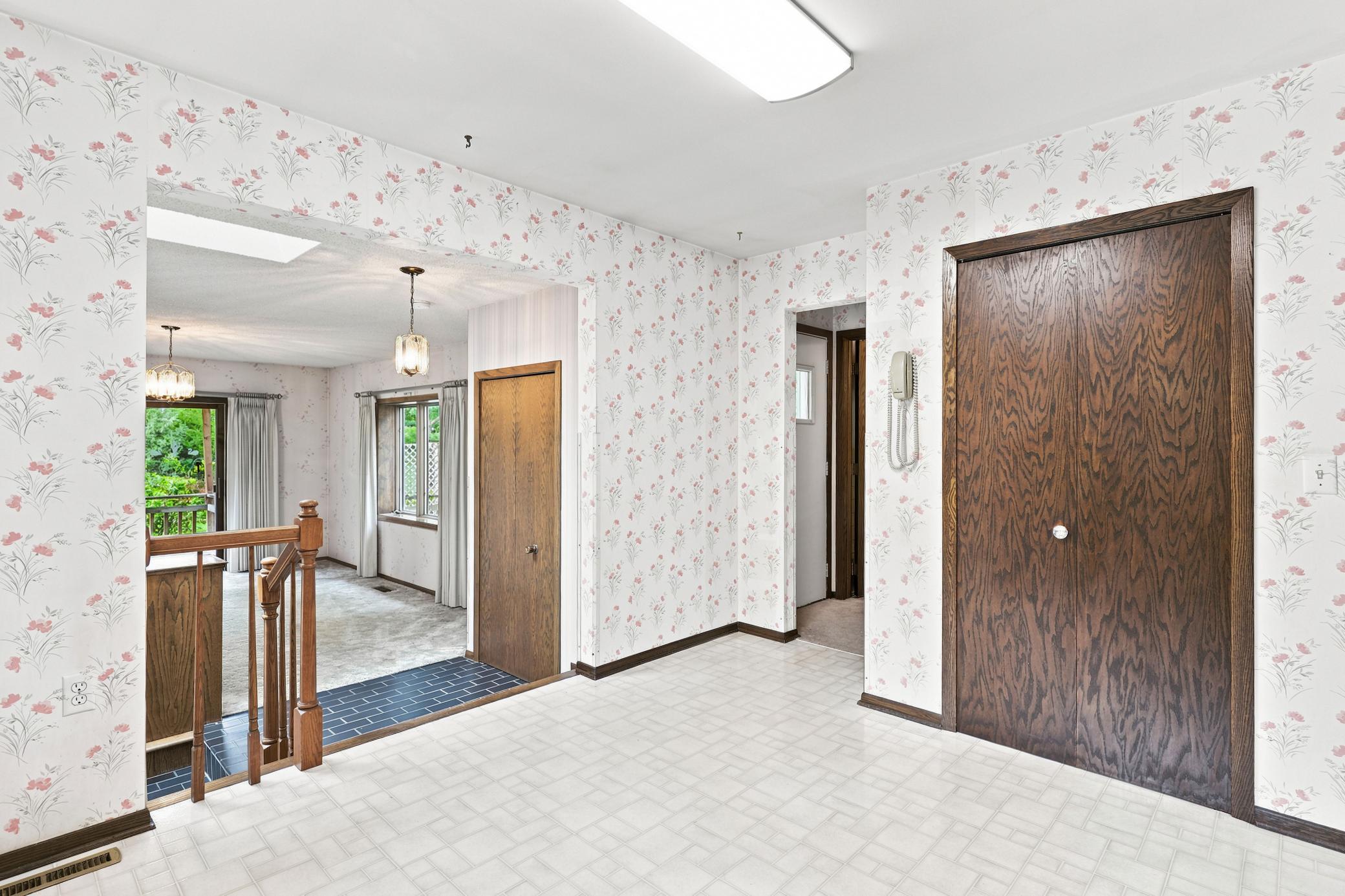 4275 Pilot Knob Road Eagan, MN 55122 - Photo 16 of 45 Gallery Image 16
