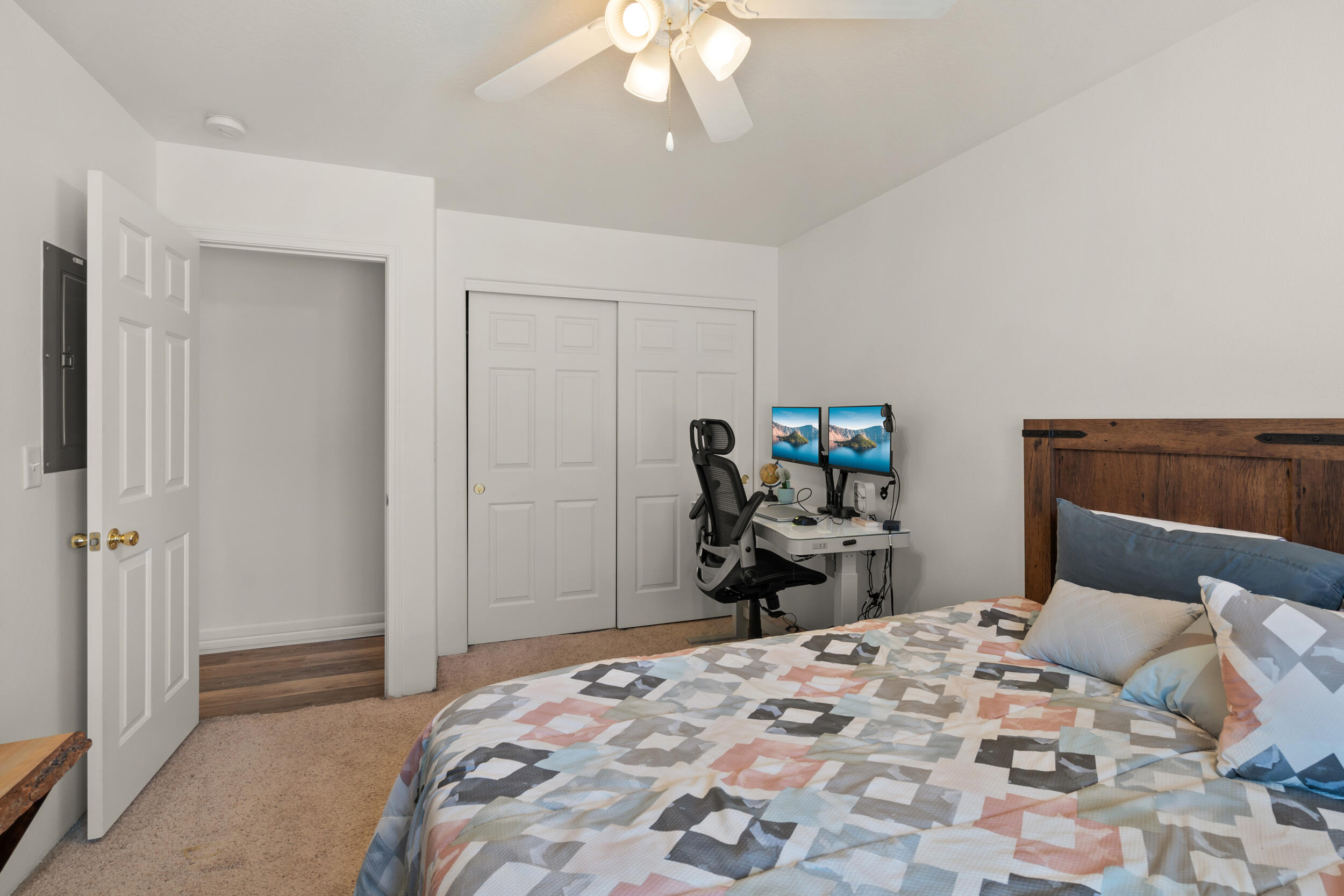 3015 Merriman Road, Unit 12 Medford, OR 97501 - Photo 22 of 28 23_3015 merriman road - 23