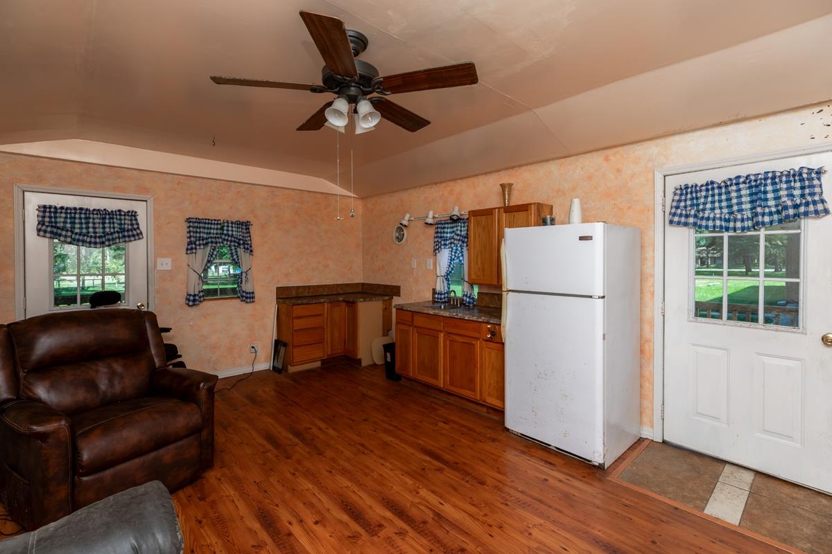 2231 Neyland Road Silsbee, TX 77656 - Photo 40 of 48