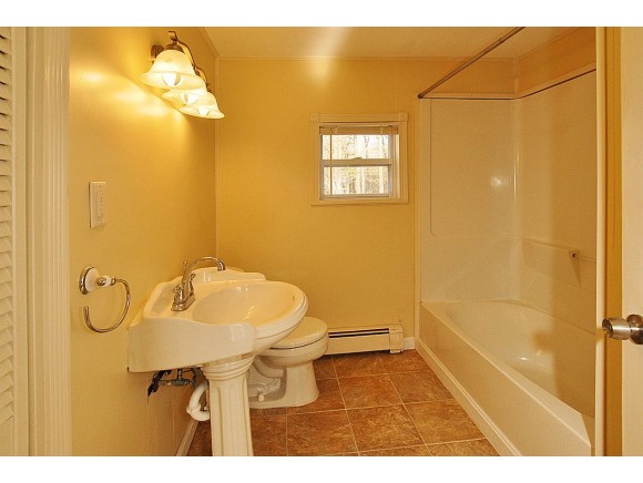 18 Pine Road North Hampton, NH 03862 - Photo 16 of 34