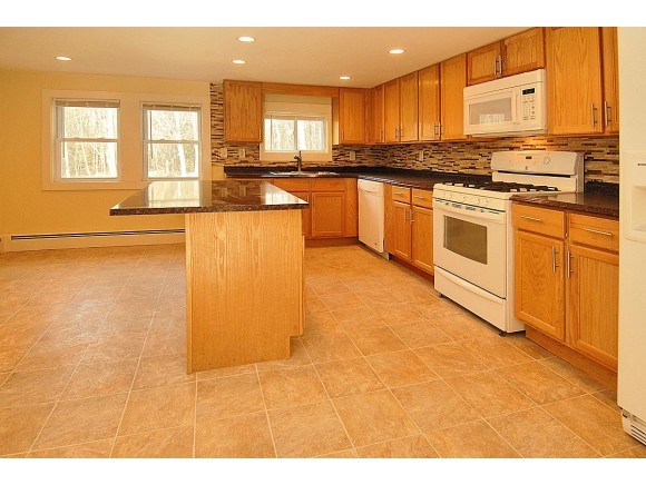18 Pine Road North Hampton, NH 03862 - Photo 3 of 34