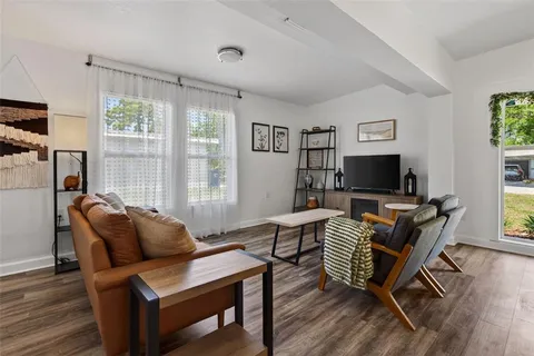 $379,000 | 6318 21st Avenue North, St. Petersburg, FL 33710