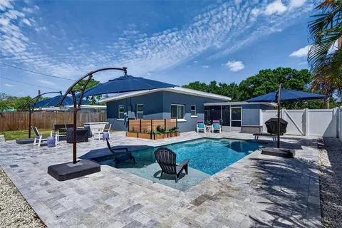 $379,000 | 6318 21st Avenue North, St. Petersburg, FL 33710