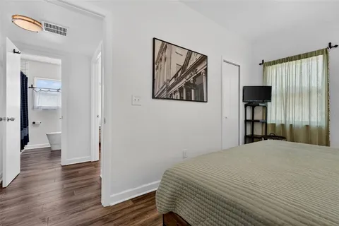 $379,000 | 6318 21st Avenue North, St. Petersburg, FL 33710