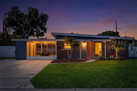 $379,000 | 6318 21st Avenue North, St. Petersburg, FL 33710