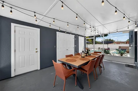 $379,000 | 6318 21st Avenue North, St. Petersburg, FL 33710