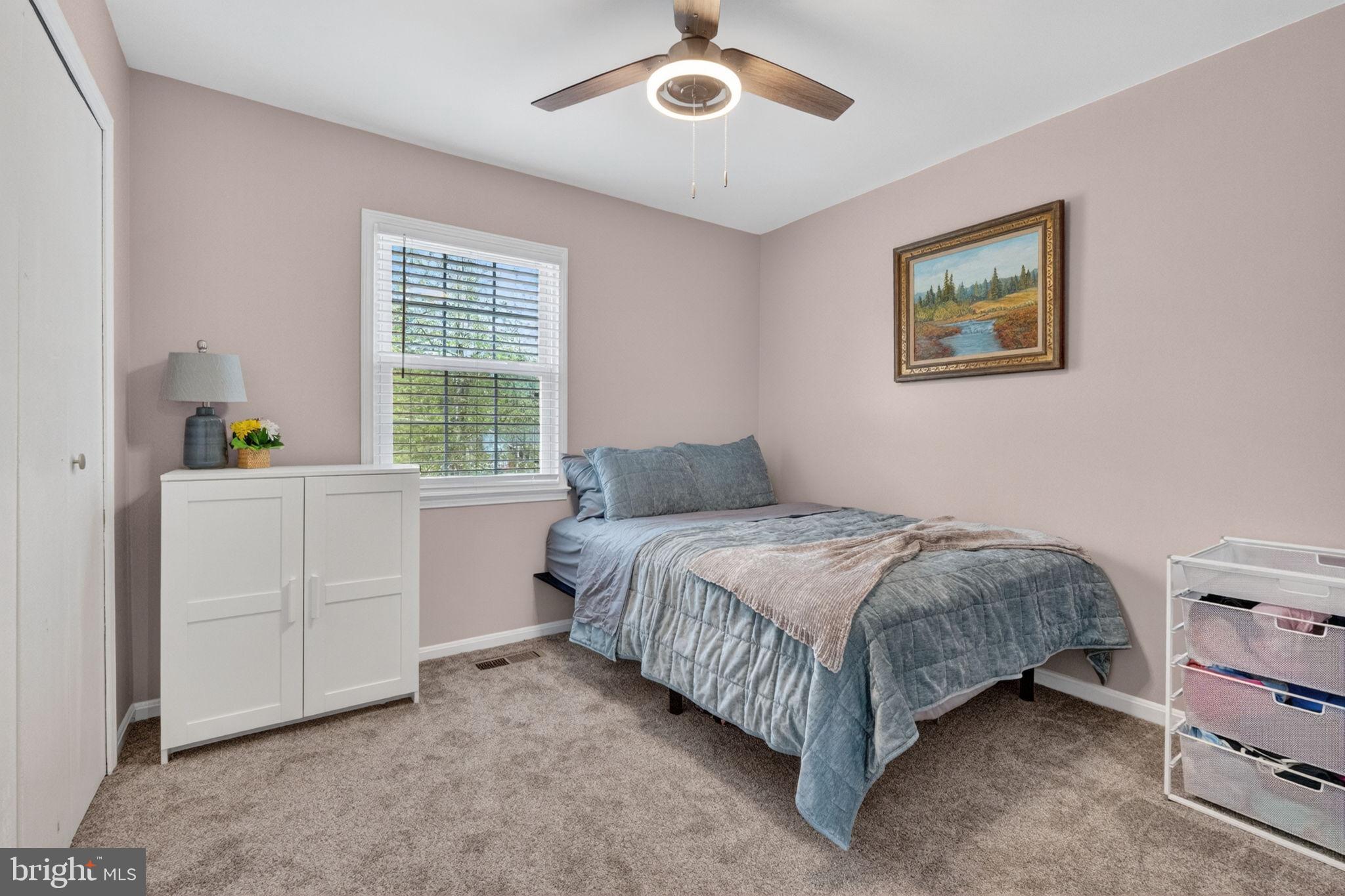 7511 Bedford Road Manassas, VA 20109 - Photo 26 of 40 2nd bedroom