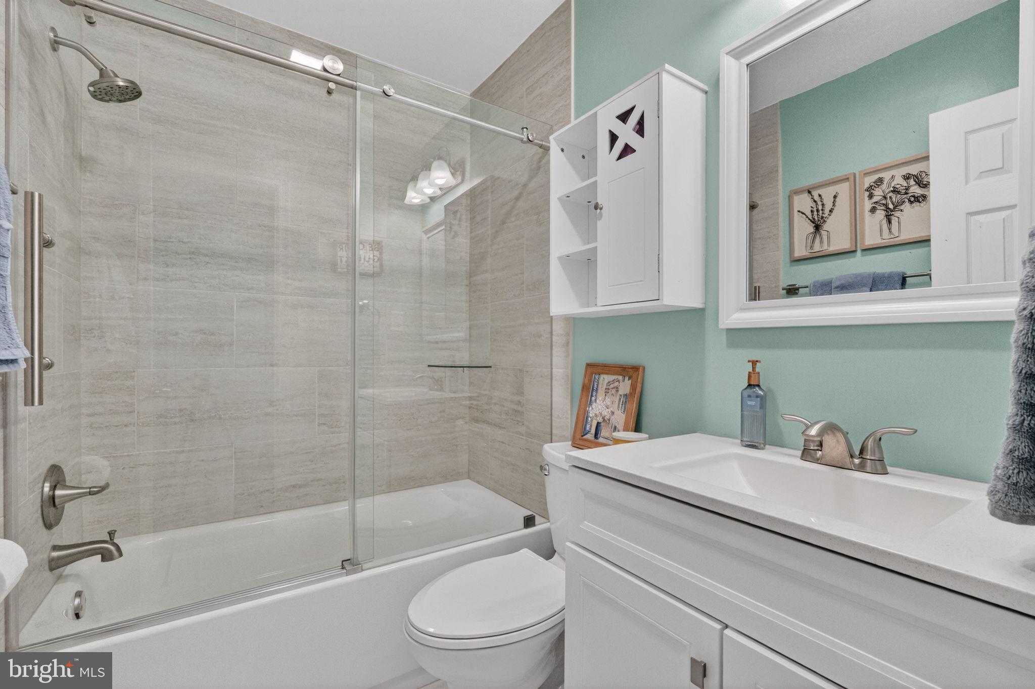 7511 Bedford Road Manassas, VA 20109 - Photo 28 of 40 hall bathroom