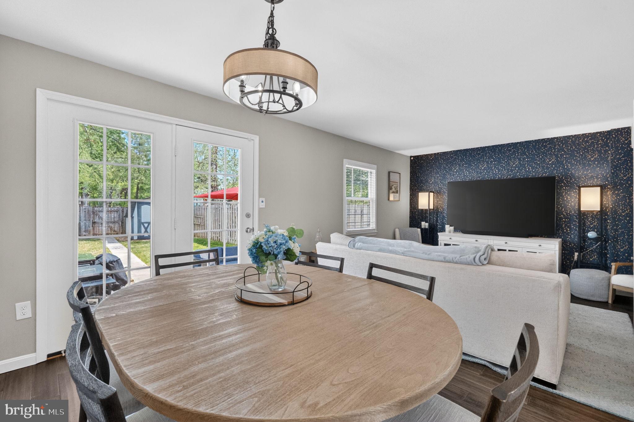 7511 Bedford Road Manassas, VA 20109 - Photo 10 of 40 Dining