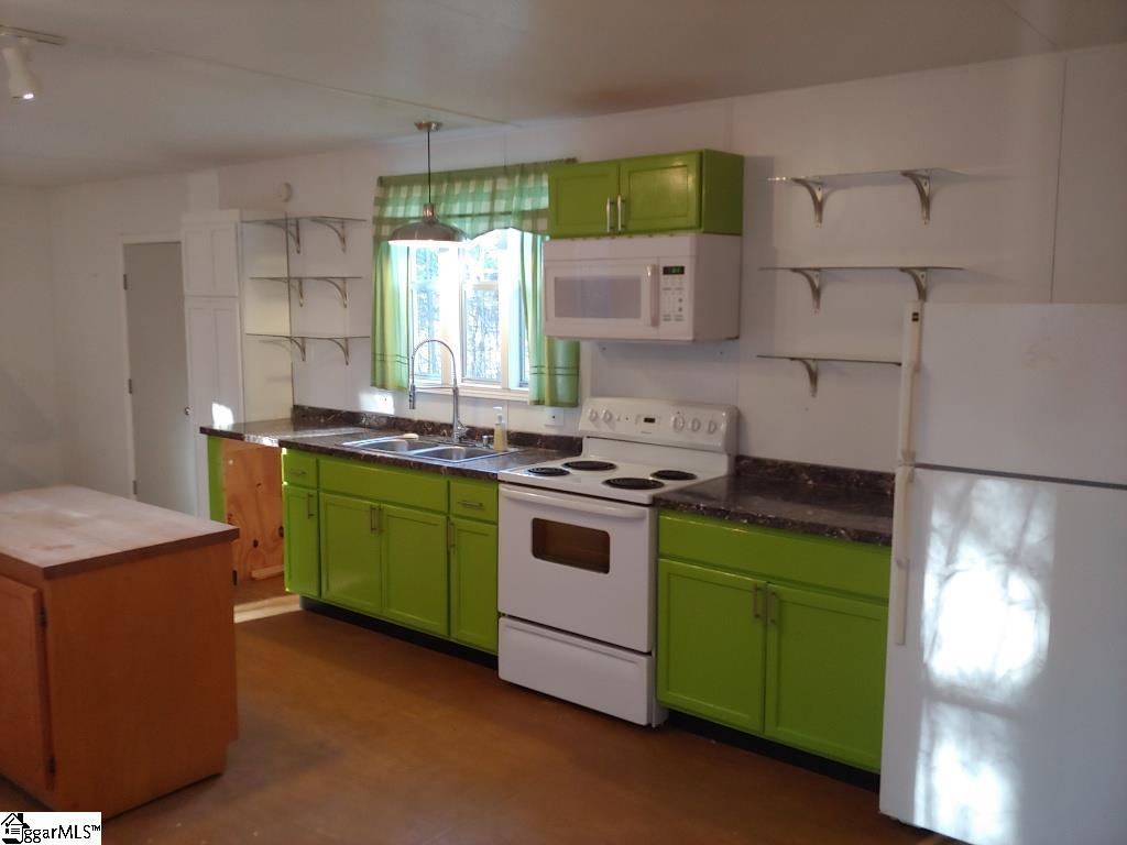 978 Goodwin Bridge Road Travelers Rest, SC 29690 - Photo 2 of 10