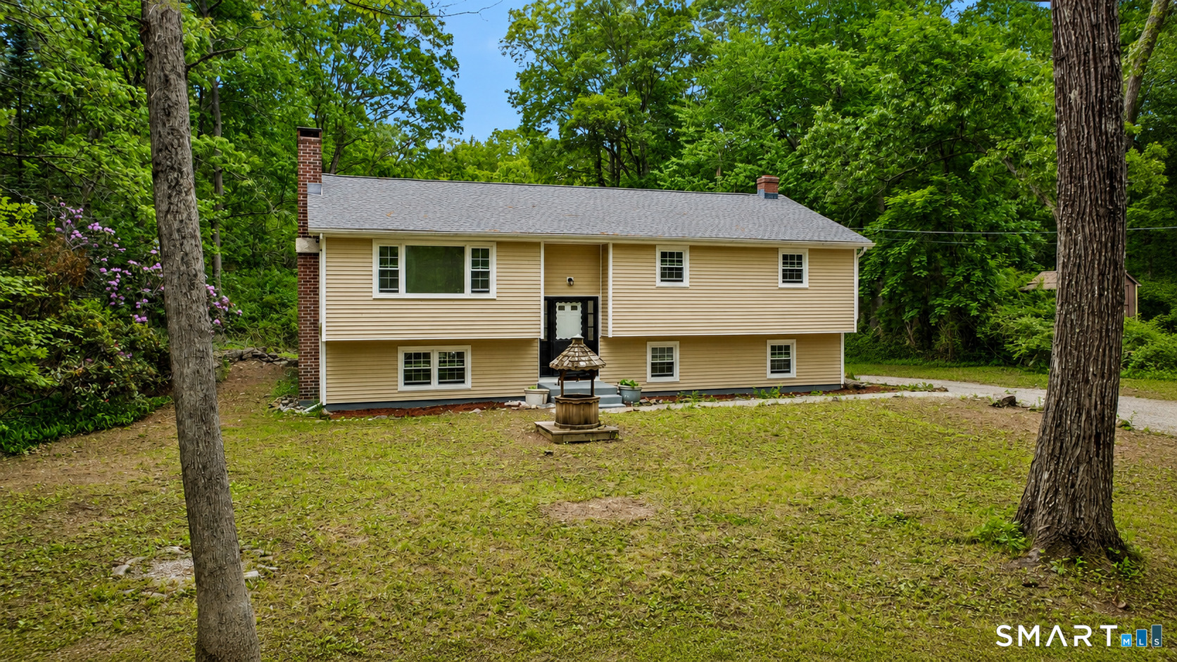 20 Quiet Woods Road East Hampton, CT 06424 - Photo 40 of 40 a view of a house with backyard