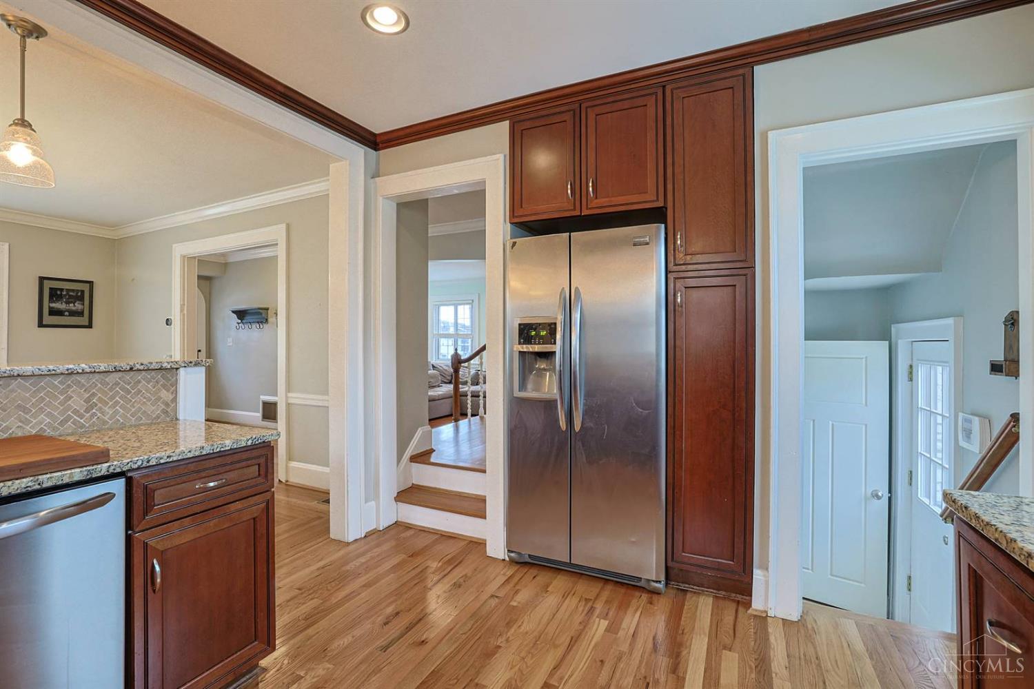 5835 Montgomery Road Cincinnati, OH 45212 - Photo 15 of 44 Gallery Image 15