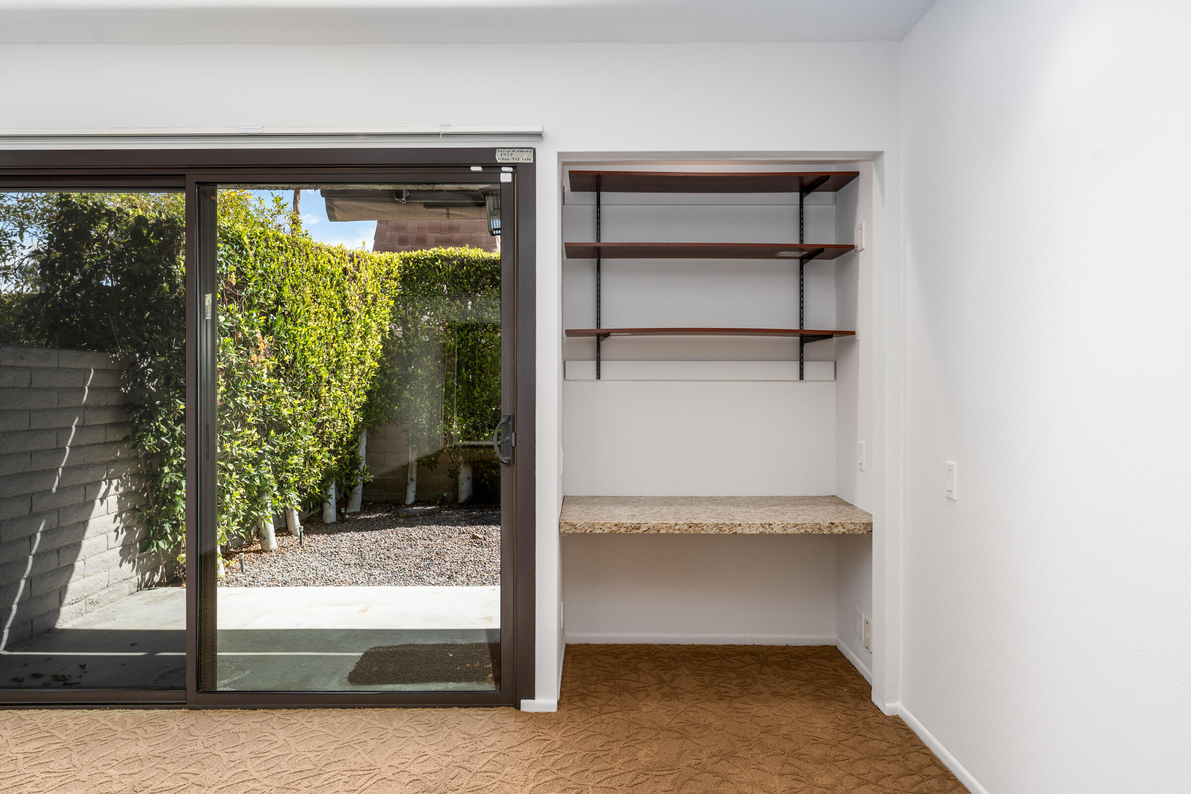 1111 East Ramon Road, Unit 29 Palm Springs, CA 92264 - Photo 15 of 39 Built In Office Area granite desk top